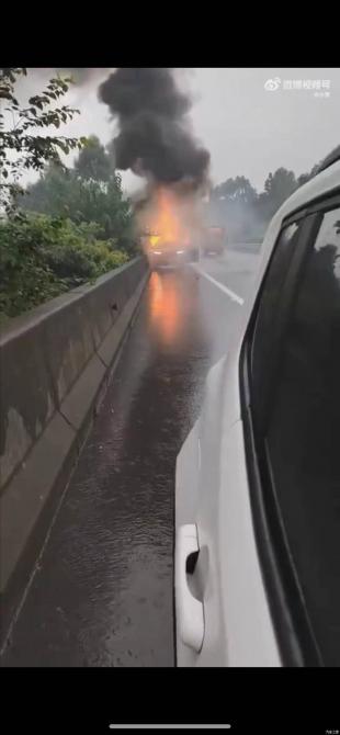 030900443d60b158446699.jpg image002.jpg