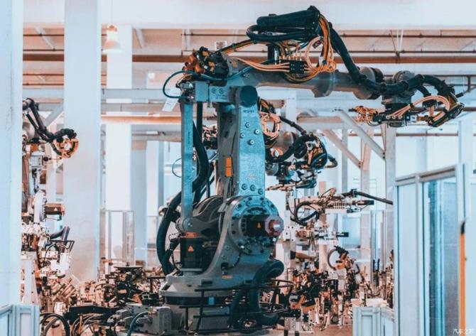 04090553dba6d9bde90025.jpg image002.jpg