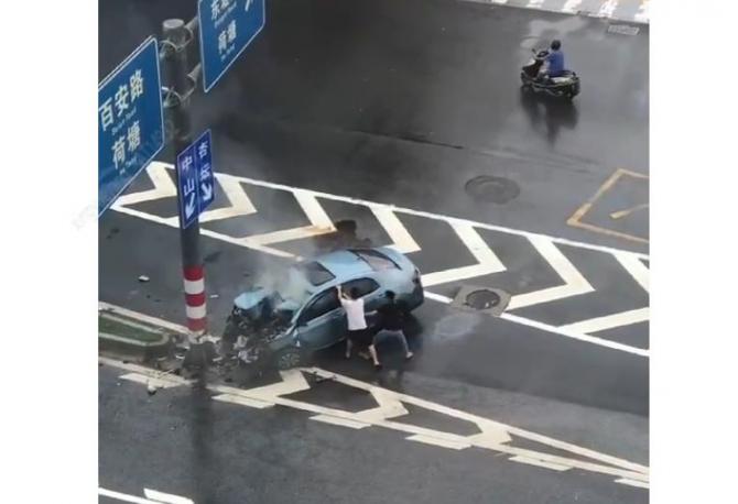 15001753963d51203e8647.jpg image001.jpg