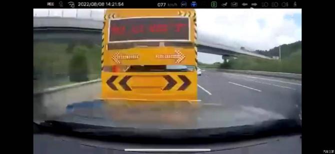 15001841c7b8db0ba62571.jpg image002.jpg