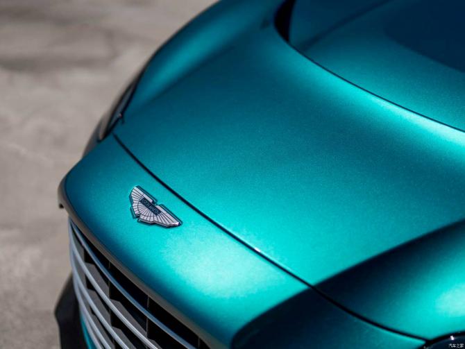 22002247f1d03d27f98055.jpg image004.jpg