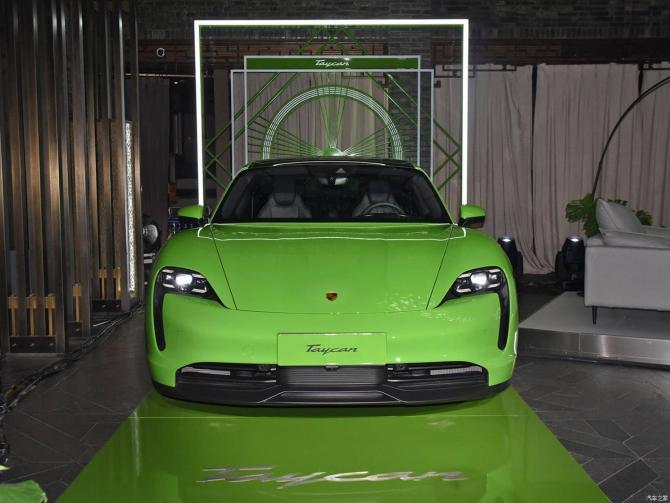 26085645e7927a9e0d9219.jpg image003.jpg