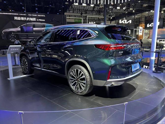 26093750068a5313a30092.jpg image003.jpg