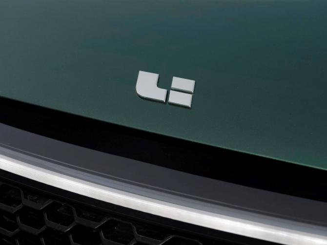 01085213e33ef50a251099.jpg image004.jpg