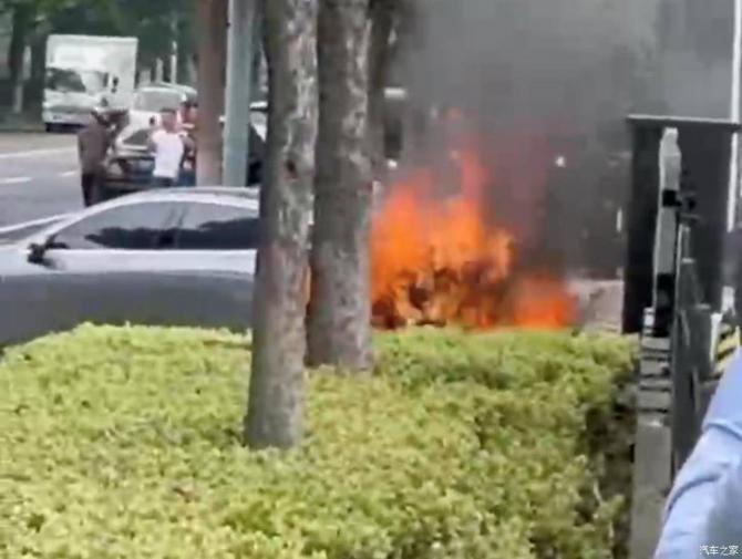 19090525dca10778be3476.jpg image002.jpg