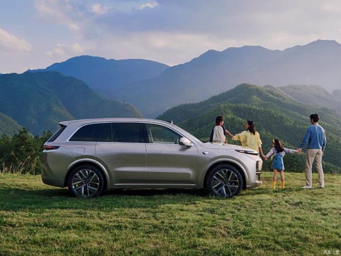 28083513e403478b612556.jpg image001.jpg