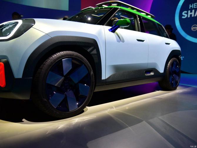 29090008947f5d29b93515.jpg image007.jpg