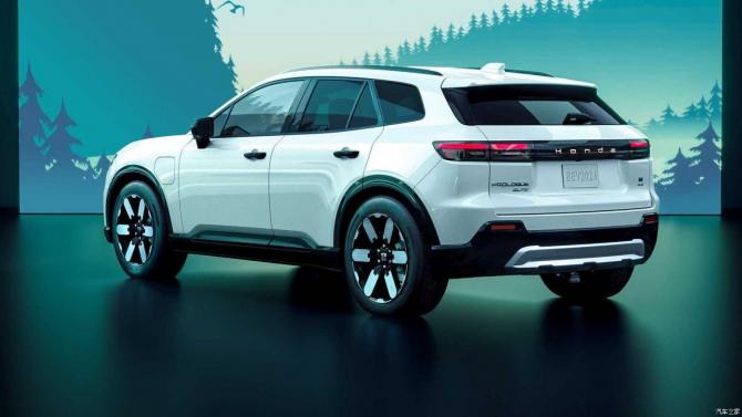 08001337a2438f72b19529.jpg image004.jpg