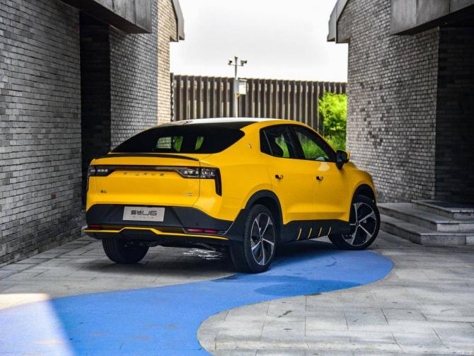 10083500a5f36d86f56624.jpg image004.jpg