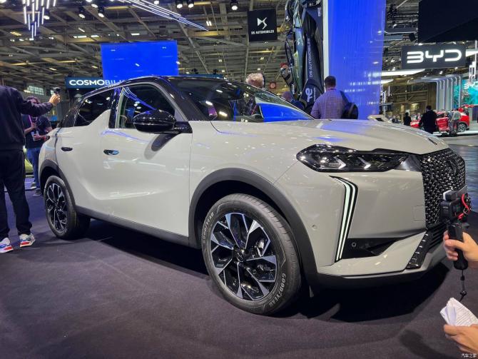 18090715cdccf531f05271.jpg image002.jpg