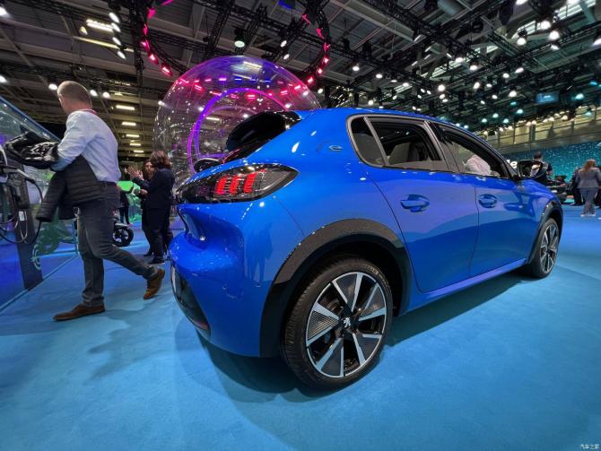 180915377e6fed65b14152.jpg image004.jpg