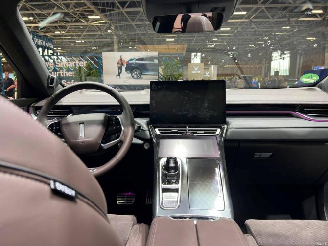 180934280101f389d17264.jpg image005.jpg