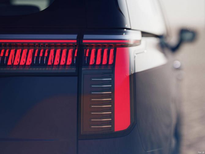 18094334458213853c4397.jpg image005.jpg