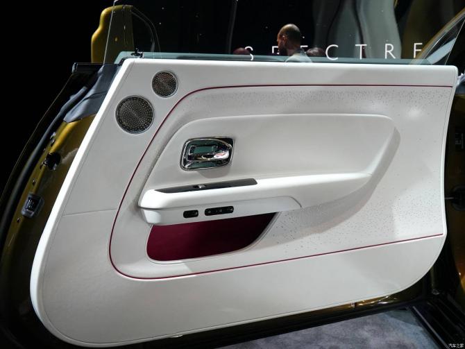 190828161a0106eba18636.jpg image015.jpg