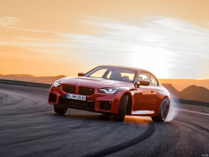 20085845a70ad873114229.jpg image003.jpg