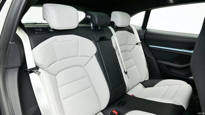 21000832e0d3b4c45d7282.jpg image008.jpg