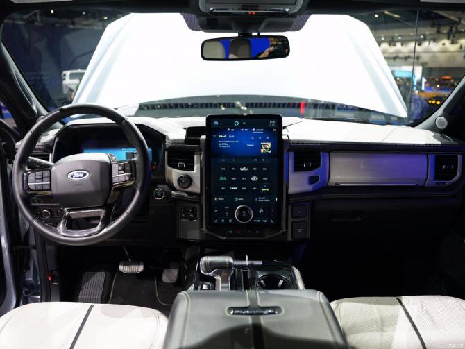 25085618fa8c26a6459155.jpg image005.jpg