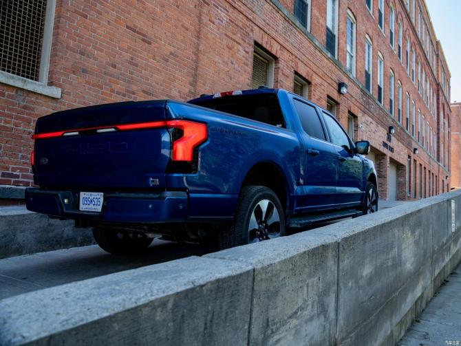 25085621a03629a9526571.jpg image004.jpg