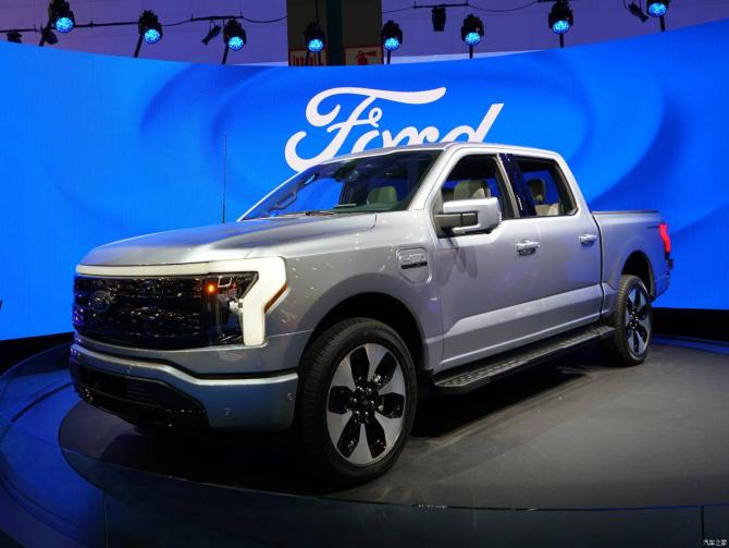 250856295a196dcc041246.jpg image001.jpg