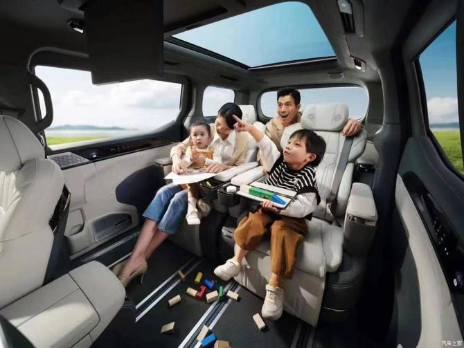 260904444f8c158c3d9256.jpg image003.jpg