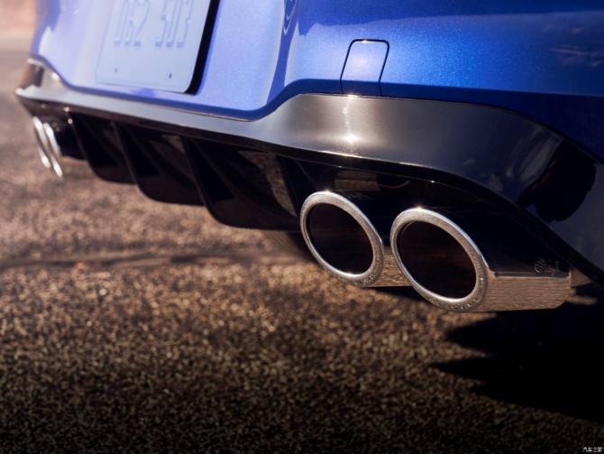 270908220fc7fc9d4d0127.jpg image002.jpg