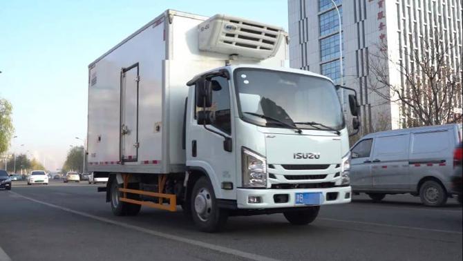 0111302032ef1a2ce67903.jpg image003.jpg