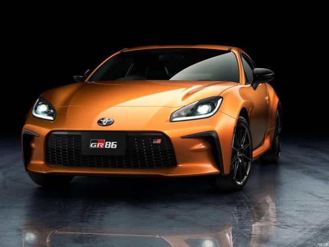 0208560373308187ff7229.jpg image002.jpg