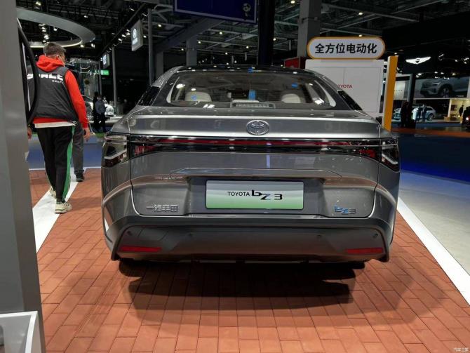 07090236507f392b6a7629.jpg image005.jpg