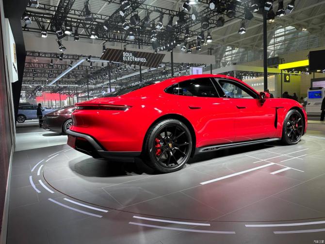 11083912e8182415390015.jpg image005.jpg