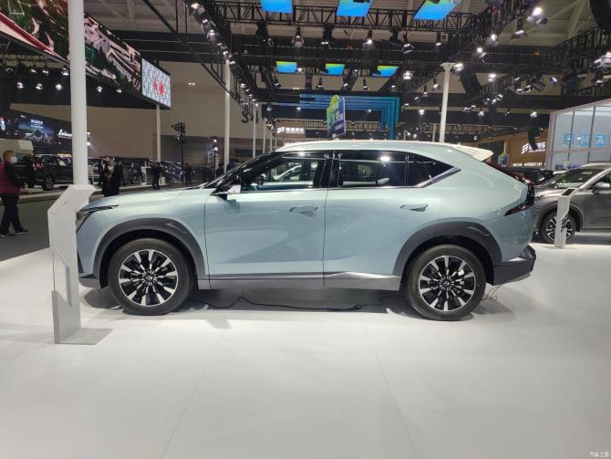 1108472360c35deeac3113.jpg image002.jpg