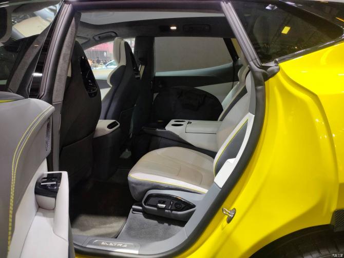 11085044aa4d6e5cb35046.jpg image006.jpg