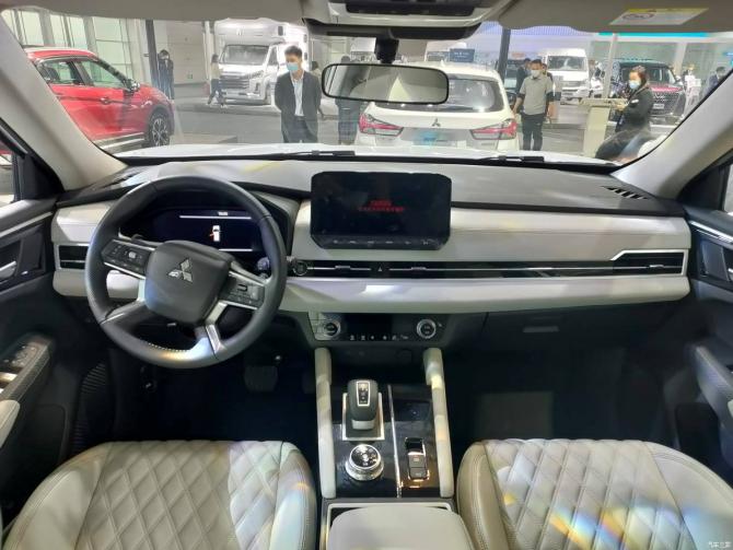 1108542317ee934f456092.jpg image004.jpg