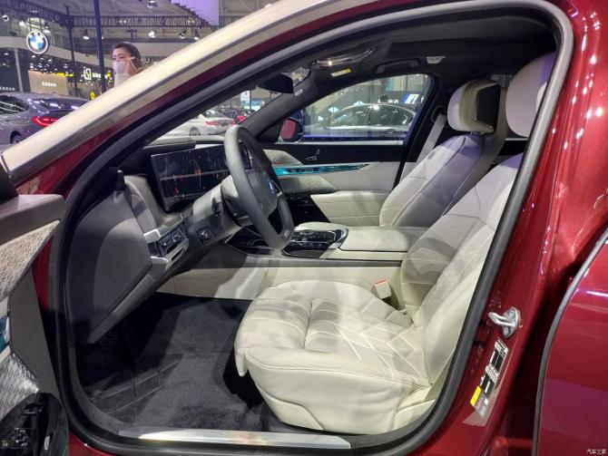 11085826bac61798e76070.jpg image005.jpg