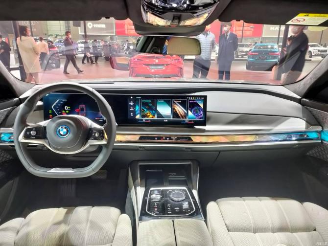 11085829328670502e4323.jpg image004.jpg