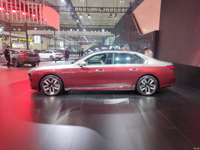 11085834403cd031037236.jpg image002.jpg