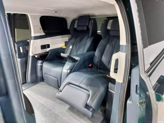 1109011172278841c18518.jpg image006.jpg