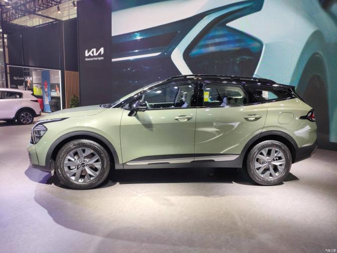 110902488c5e39dae56347.jpg image002.jpg