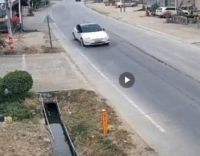 140019077ffdd986b65409.jpg image003.jpg