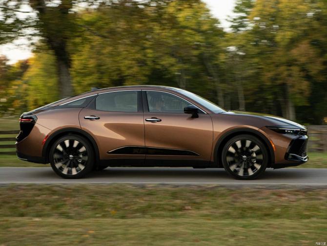 16092513e0a605cd491215.jpg image003.jpg