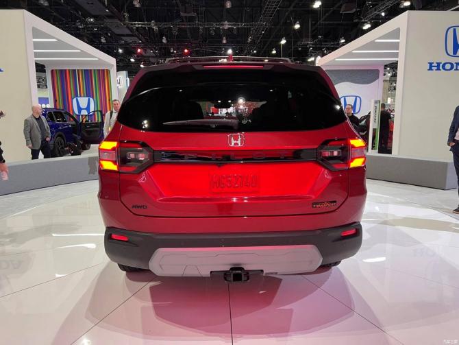 202308332ece6a027a9963.jpg image006.jpg