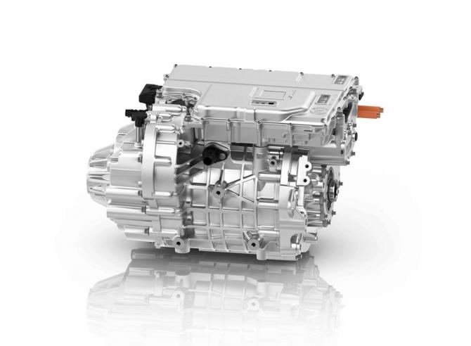 22084603c4d00331354152.jpg image002.jpg