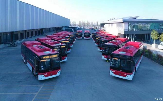 240019454bb29f1f967741.jpg image002.jpg