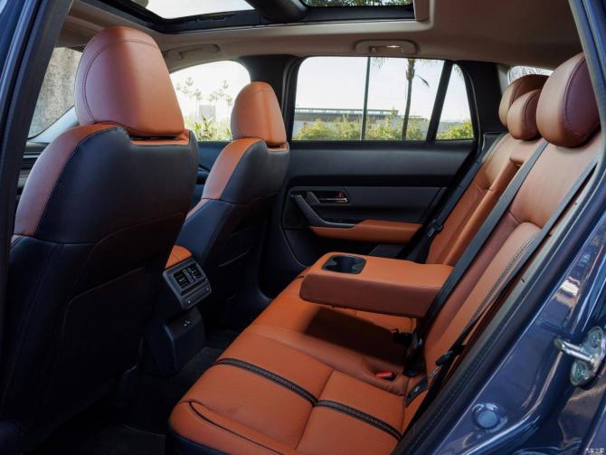 0808332167ff3d48ca9617.jpg image008.jpg