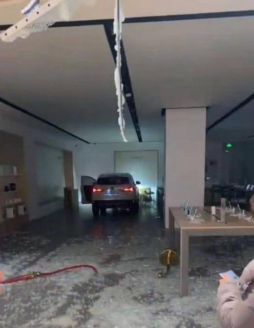 090837481ef8e9ed609724.jpg image003.jpg