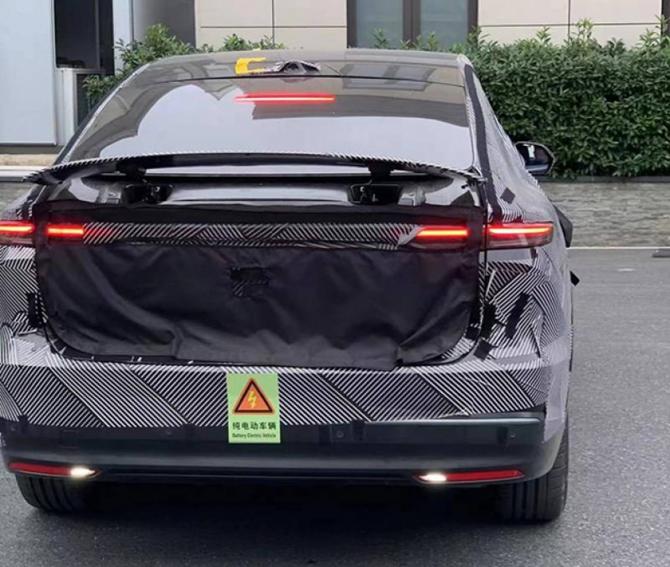 0908385260c442bdc40487.jpg image003.jpg