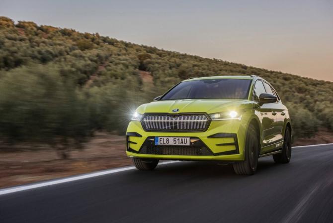 1308394717a218195f7780.jpeg 9a19140072b60ea38ef427e1c330fa6c.jpeg