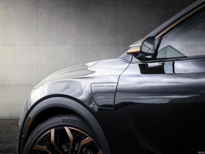 19011405209c35db7f1976.jpg image008.jpg