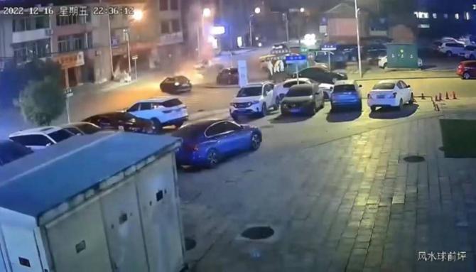 19012618e381eefc9f8024.jpg image003.jpg