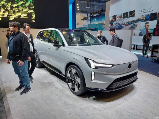 060925021876ef05f37133.jpg image001.jpg