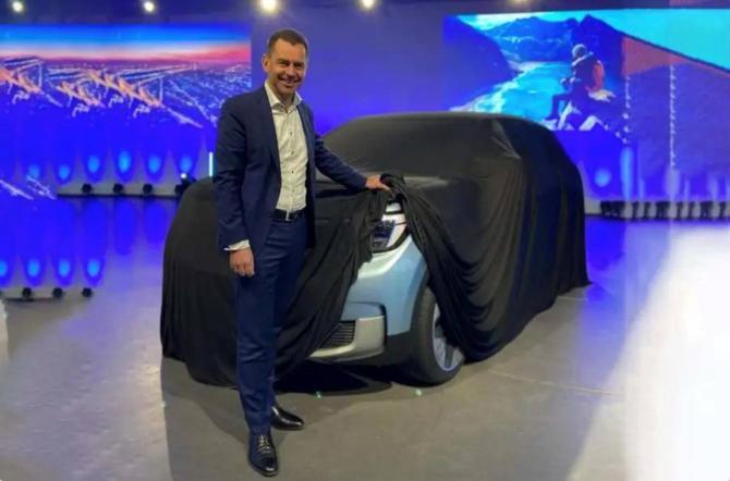 272303577f5fa621ca6207.jpg image003.jpg